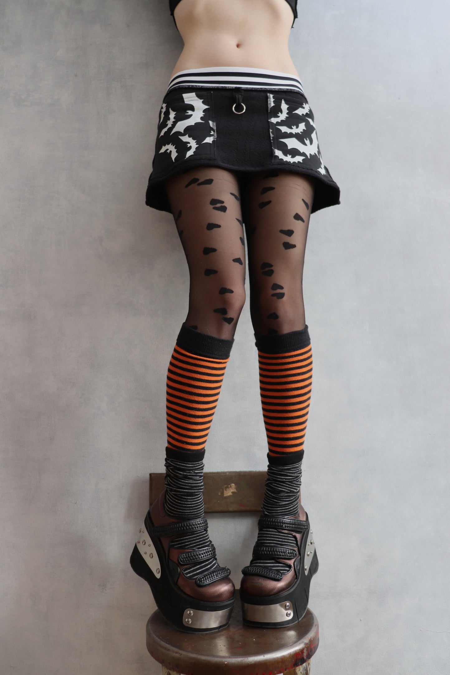 ICantStealYouNoLikeYouStoleMe (S) Cotton Knit Mini Skirt With Spooky Bats And Plaids