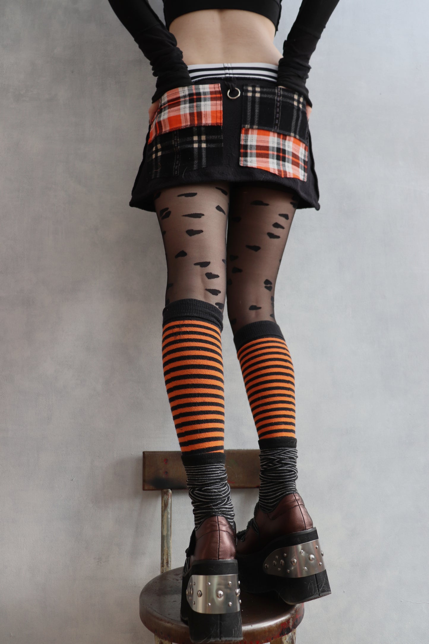 ICantStealYouNoLikeYouStoleMe (S) Cotton Knit Mini Skirt With Spooky Bats And Plaids