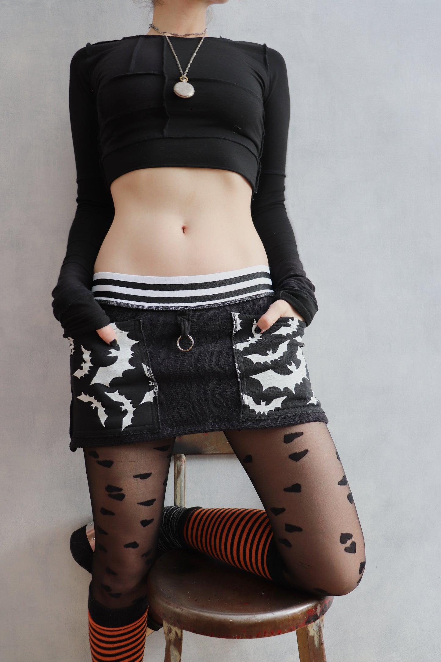 ICantStealYouNoLikeYouStoleMe (S) Cotton Knit Mini Skirt With Spooky Bats And Plaids