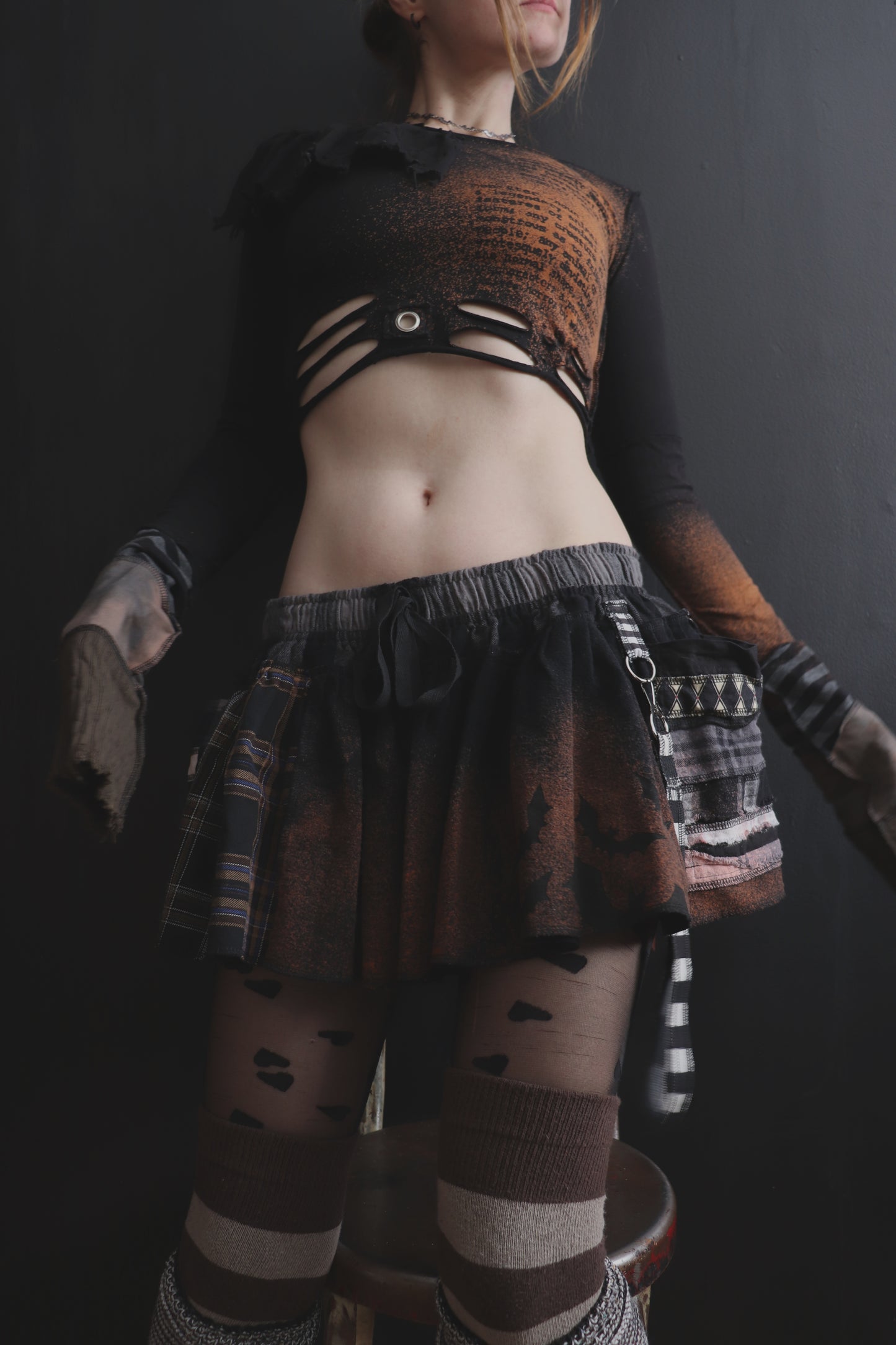 SwallowinWordsIDontMean (S) Ruffled Long Sleeve Tatter Shirt