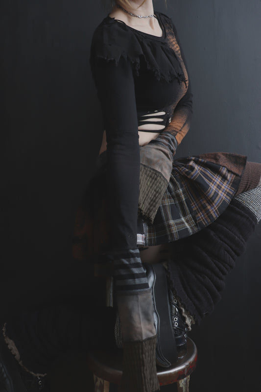 SwallowinWordsIDontMean (S, M, XL) Ruffled Long Sleeve Tatter Shirt