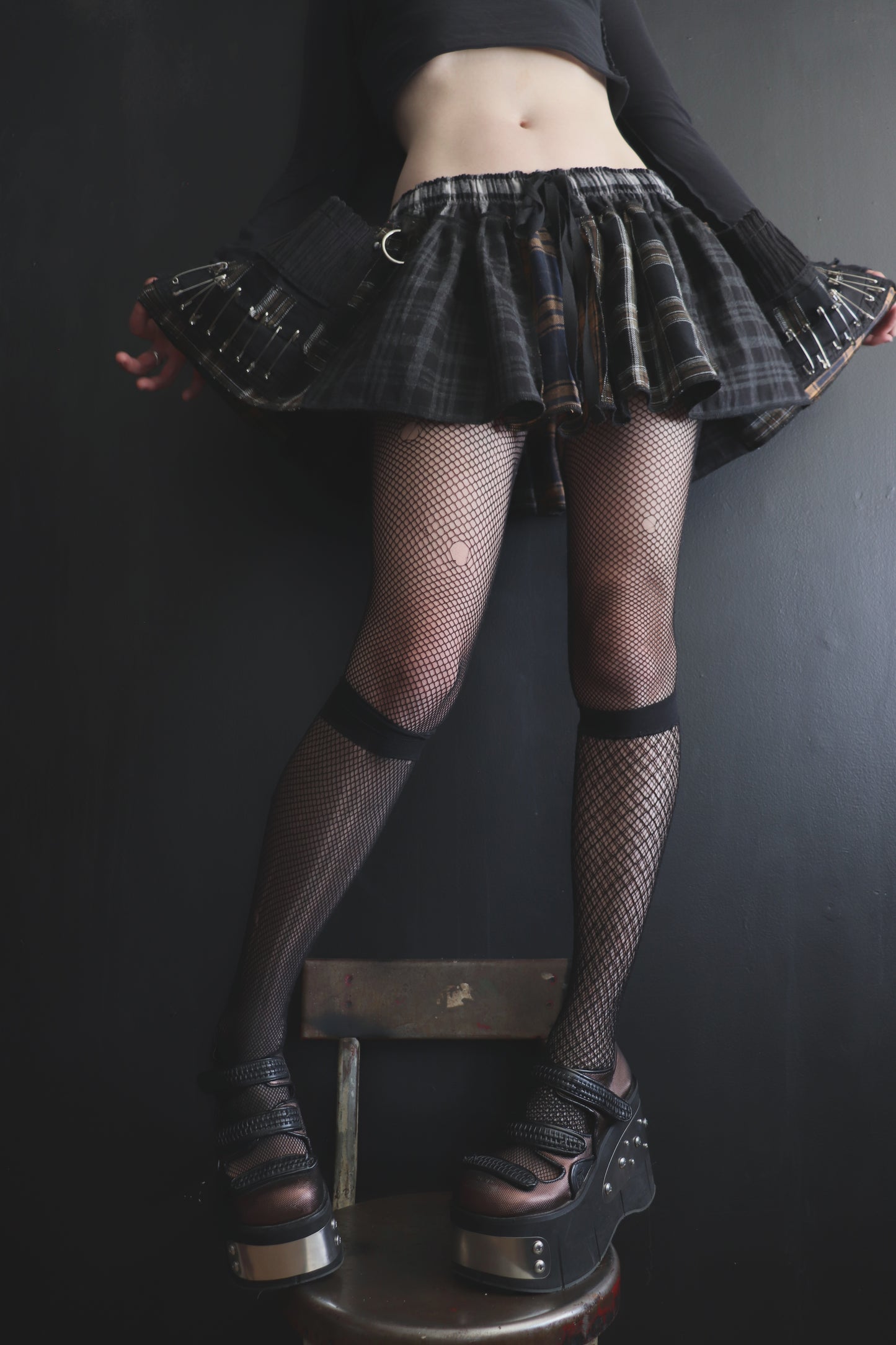 StayInsideDontTheColoursMakeYouBlind (One Size) Cotton Plaid Patch Mini Skirt With Pockets