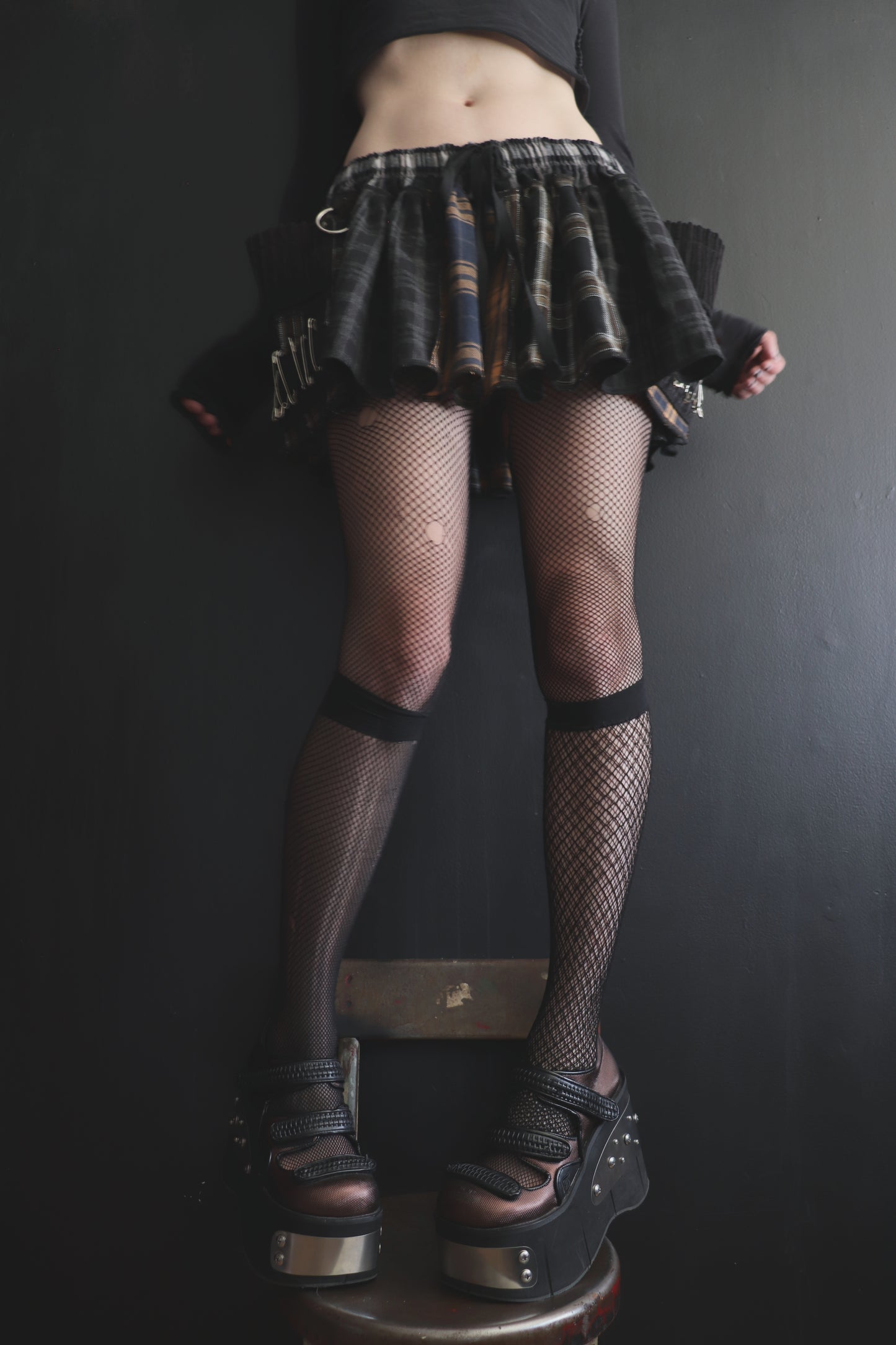 StayInsideDontTheColoursMakeYouBlind (One Size) Cotton Plaid Patch Mini Skirt With Pockets