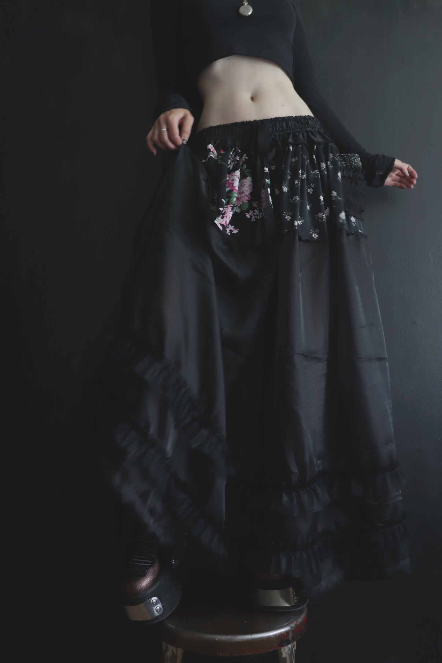 WeWillNeverDoAsOthersDo (One Size) Floor Length Floral Skirt With Ruffles