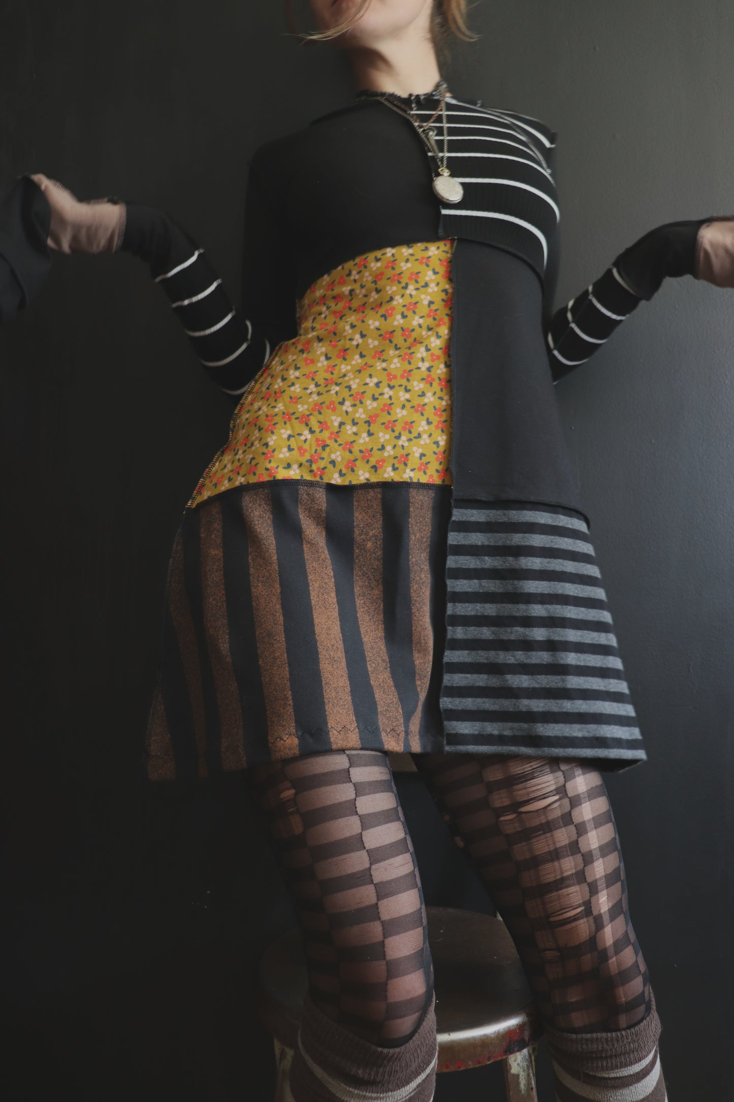 LeftYourHouseInARushItsAlwaysEarlyMorning (S, M) Mod Mini Dress Long Sleeves Little Autumn Splash