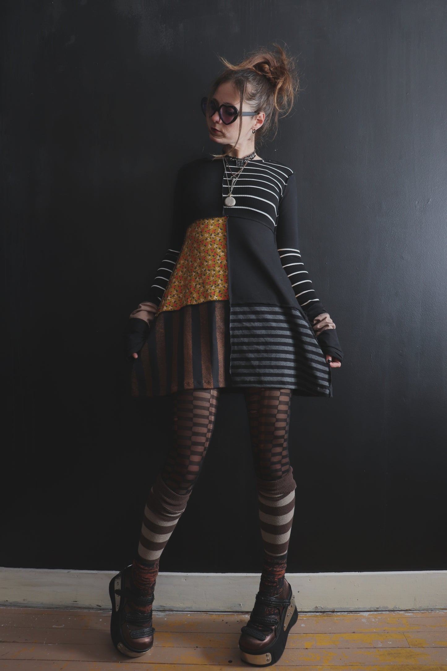 LeftYourHouseInARushItsAlwaysEarlyMorning (S, M) Mod Mini Dress Long Sleeves Little Autumn Splash