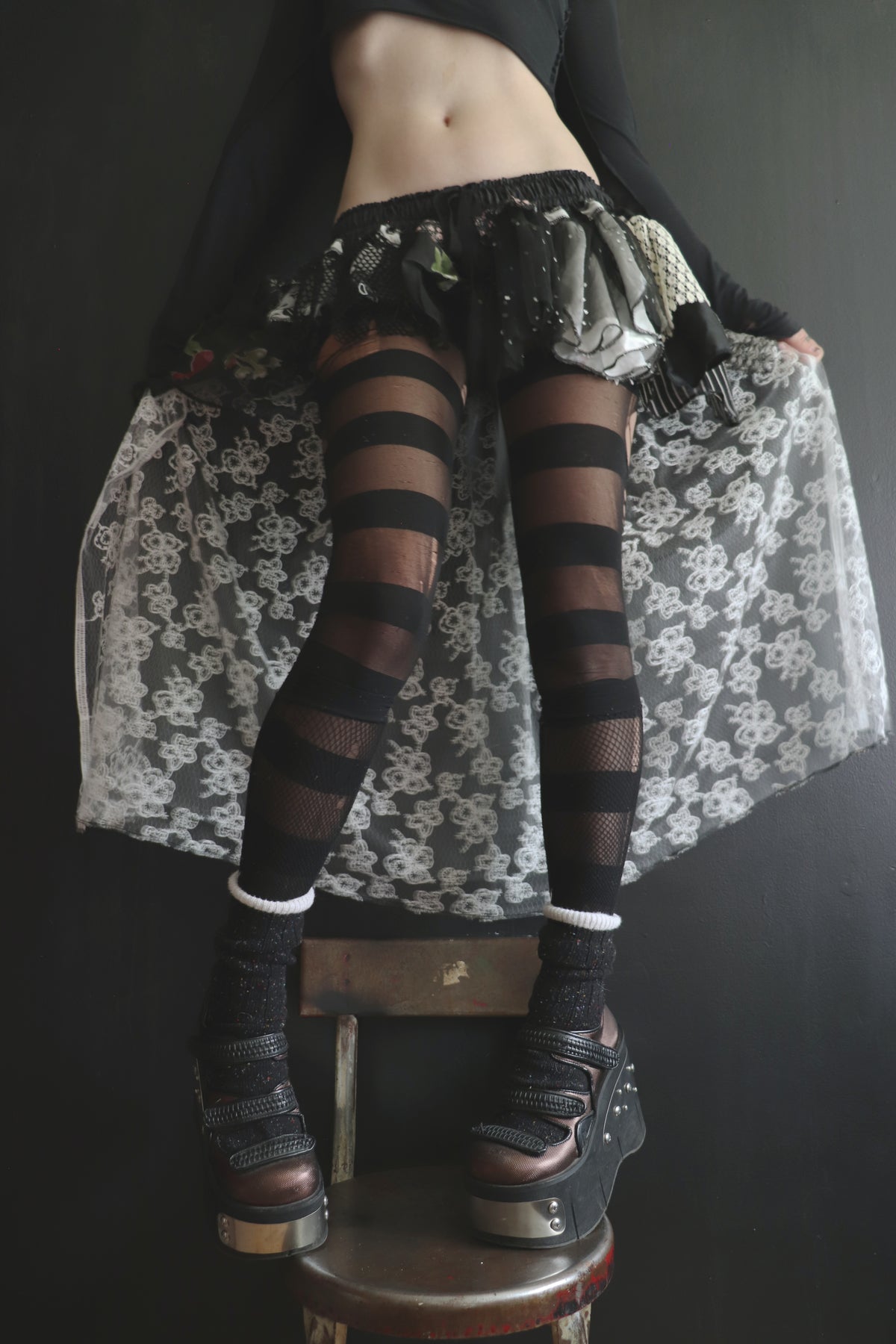 WillNeverEverMakeItBoring(One Size) Tattered Sheer And Lace Layering Skirt