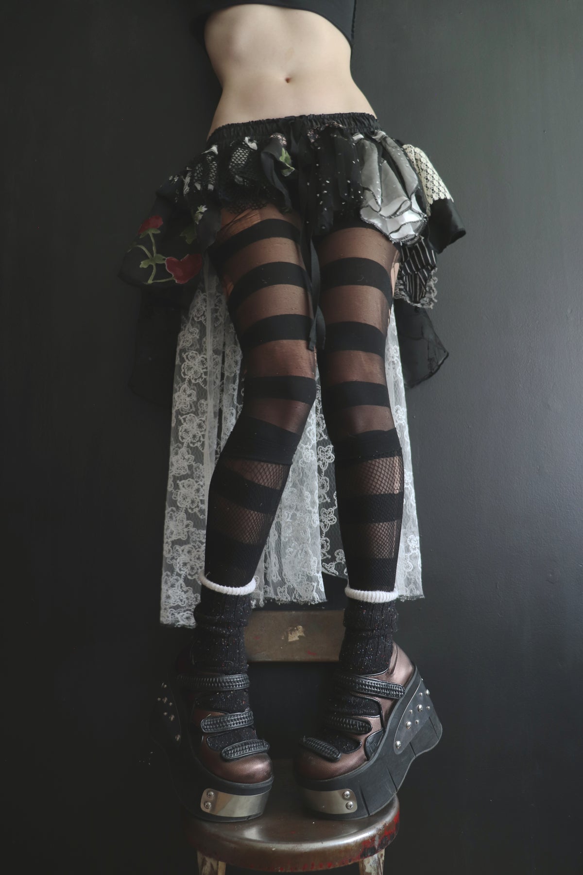WillNeverEverMakeItBoring(One Size) Tattered Sheer And Lace Layering Skirt