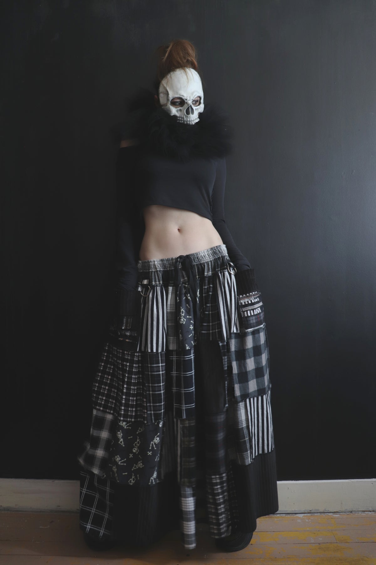 TheBrightestMemoriesThatStingAsTheyFadeOut (One Size) Cotton Patch Quilt Floor Length Skirt With Pockets Black & Whites